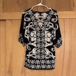 White House Black Market Black and White Blouse